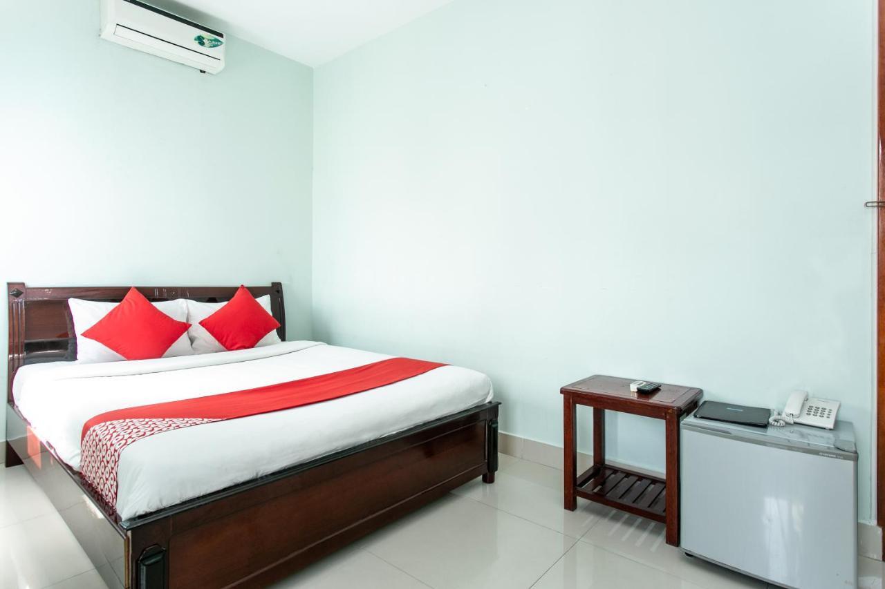 Oyo 557 Phi Yen Hotel Дананг Екстер'єр фото
