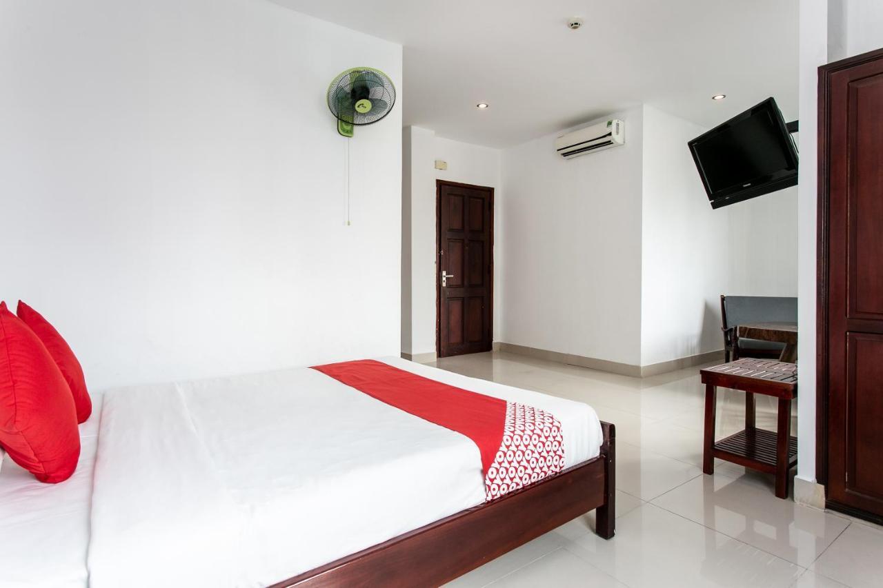 Oyo 557 Phi Yen Hotel Дананг Екстер'єр фото