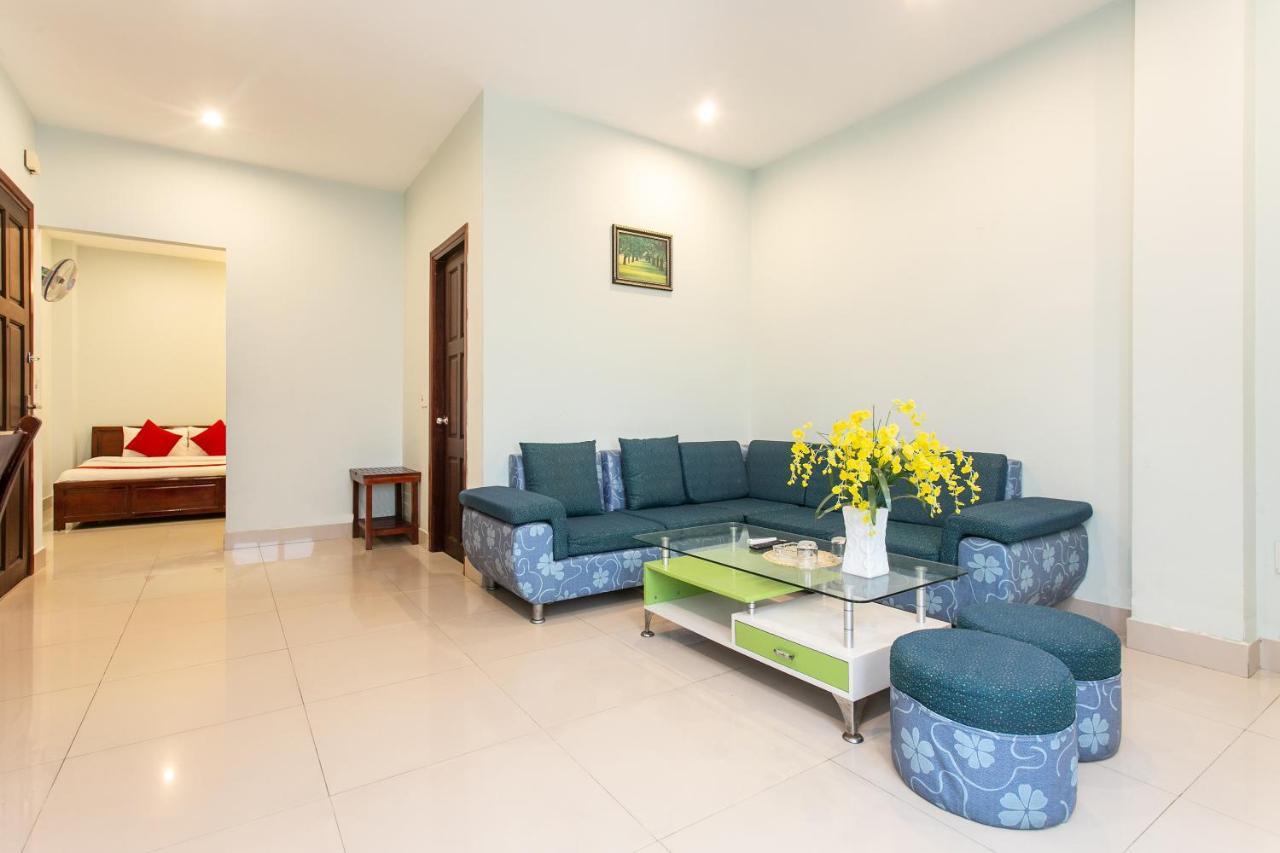 Oyo 557 Phi Yen Hotel Дананг Екстер'єр фото